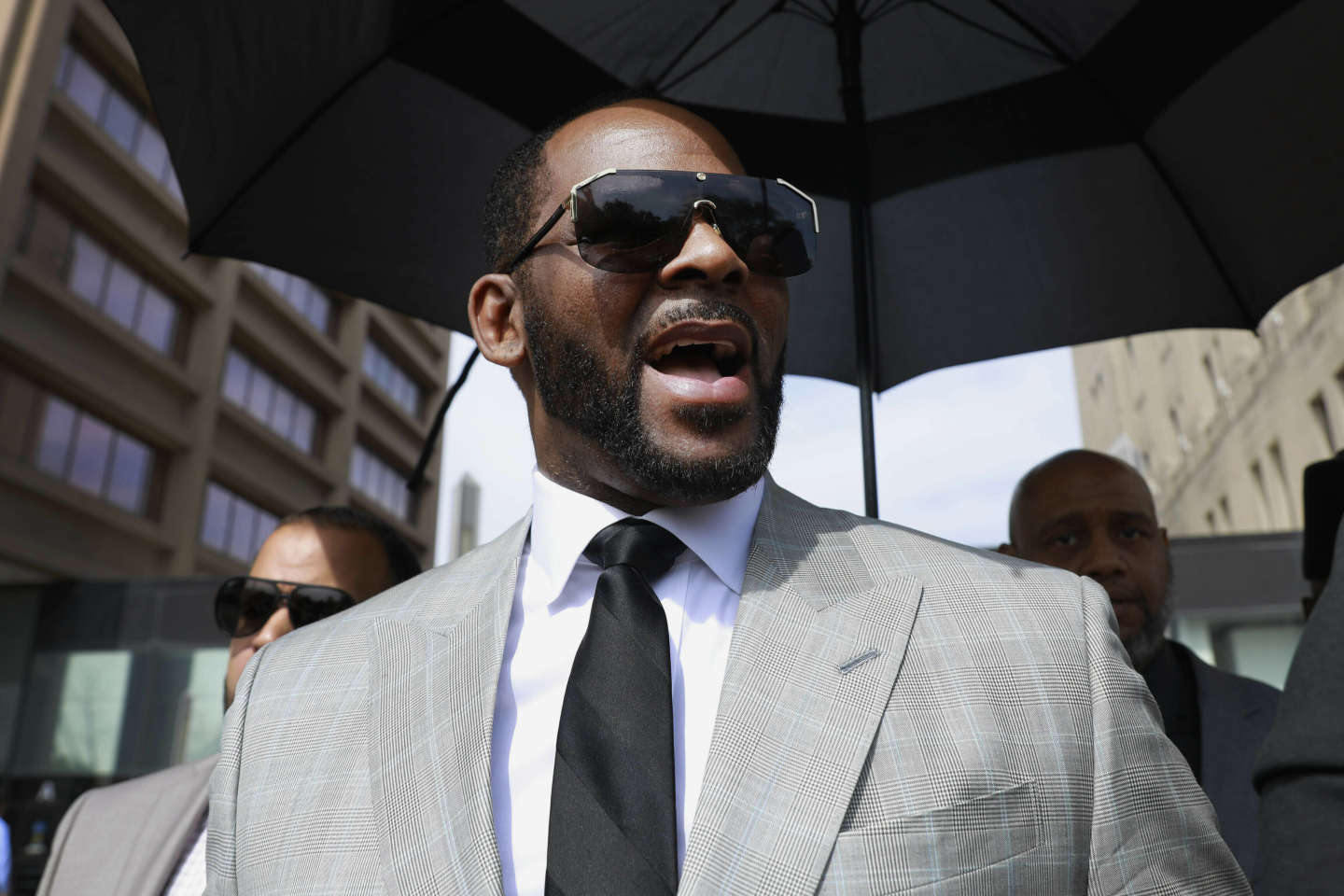 R. Kelly condamné à vingt ans de prison pour pédopornographie