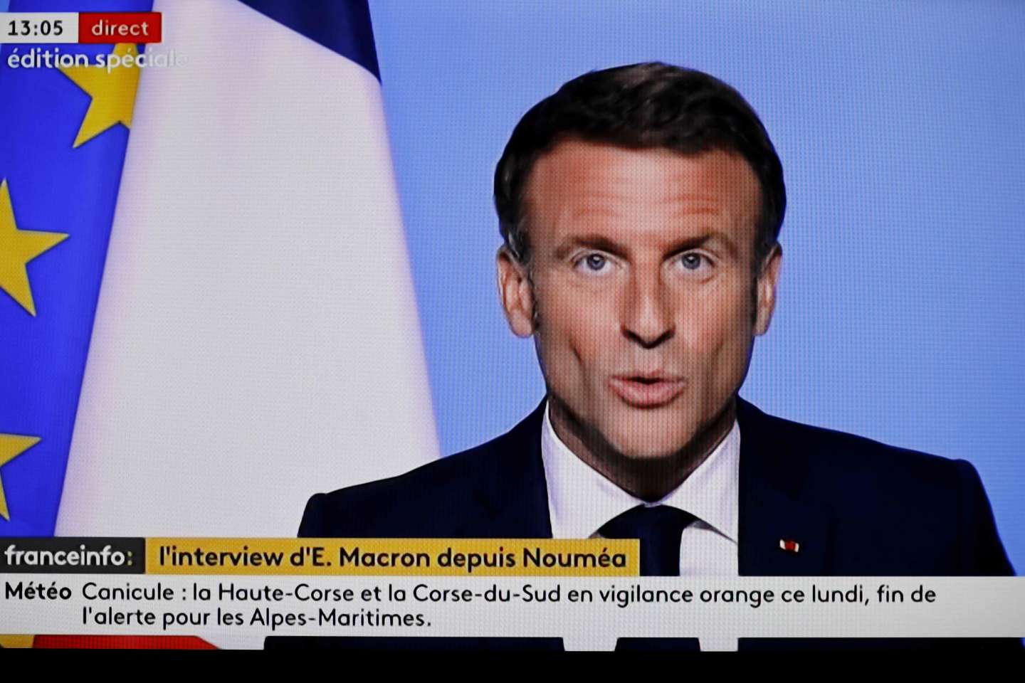 Emmanuel Macron dit  vouloir « entendre l’émotion » des policiers « tout en faisant respecter l’Etat de droit »