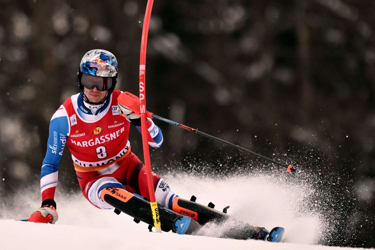 Ski alpin : un abandon et des motifs d’espoirs pour Clément Noël à Chamonix, juste avant les Mondiaux