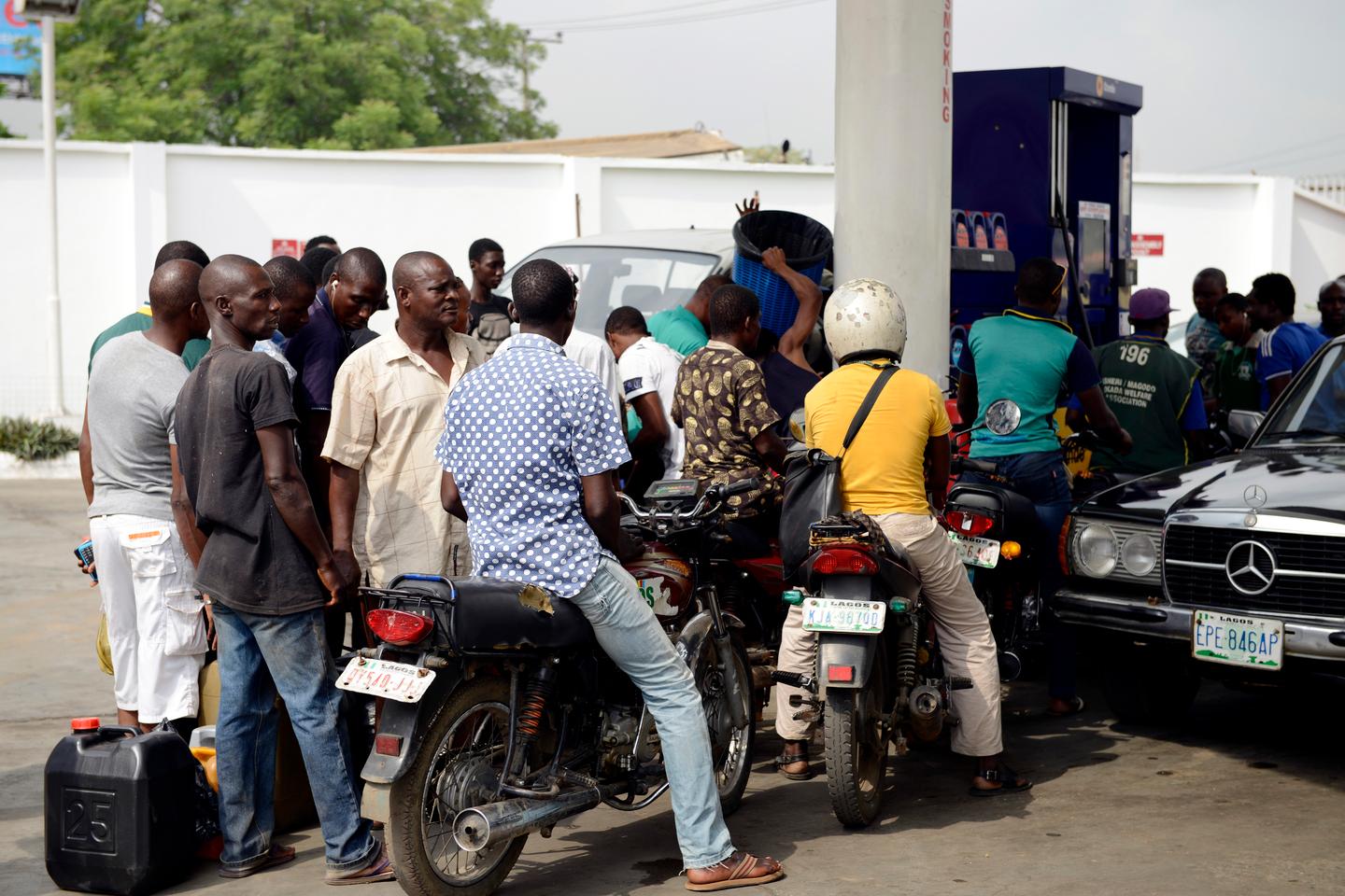 Au Nigeria, l’explosion d’un camion-citerne fait plus de 140 morts et une cinquantaine de blessés