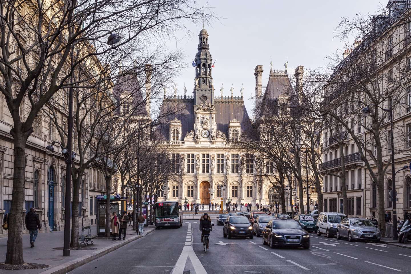 A Paris, un élu centriste mis en examen pour trafic de stupéfiants et détention d’images pédopronographiques