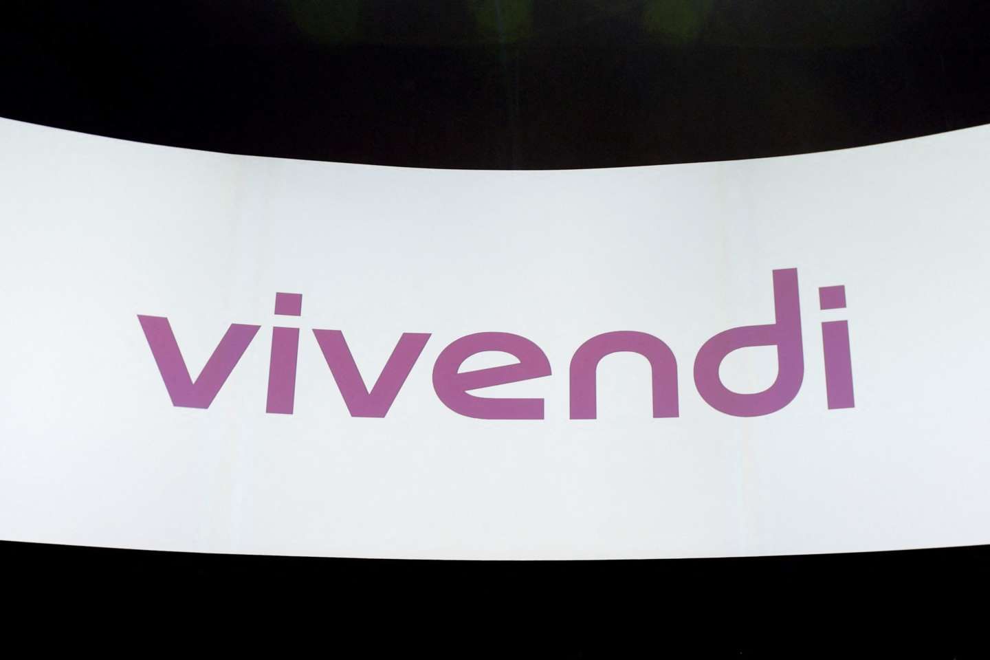 La Commission européenne donne son accord sous conditions à l’OPA de Vivendi sur le groupe Lagardère